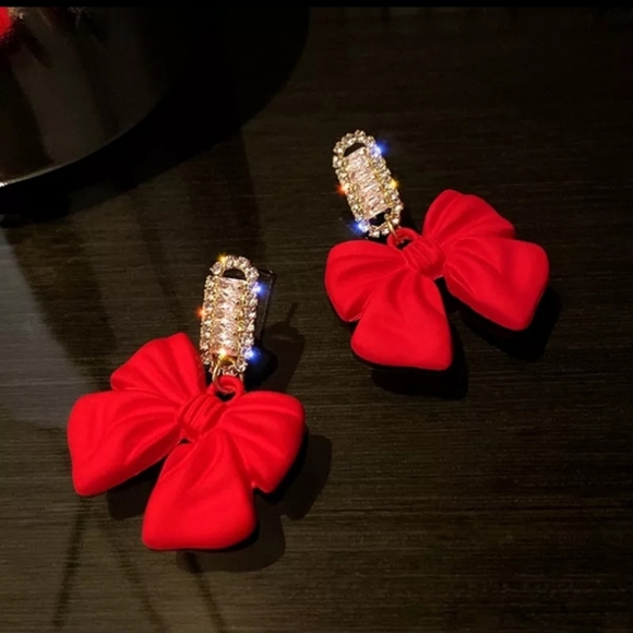 HOST PICK 🎄❤️Shiny Crystal Red Bow Earrings - Picture 2 of 3